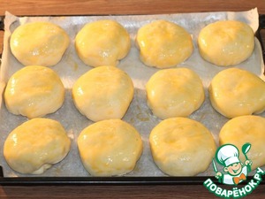 Пироги с мясным фаршем, овощами, соусом Пироги с мясным фаршем, овощами, соусом