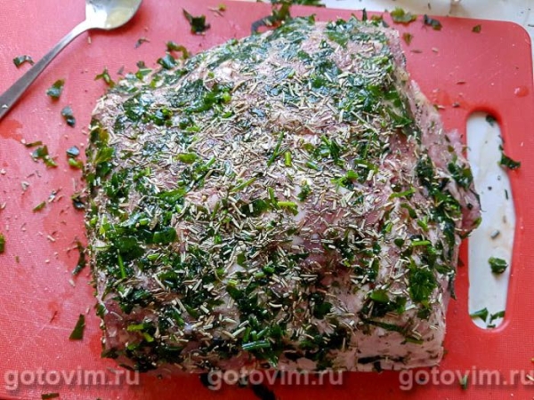 Свиная шейка в духовке с соусом из розового перца