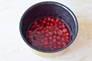 Варенье из клубники в мультиварке Варенье из клубники в мультиварке