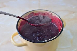 Конфитюр из черной смородины Конфитюр из черной смородины