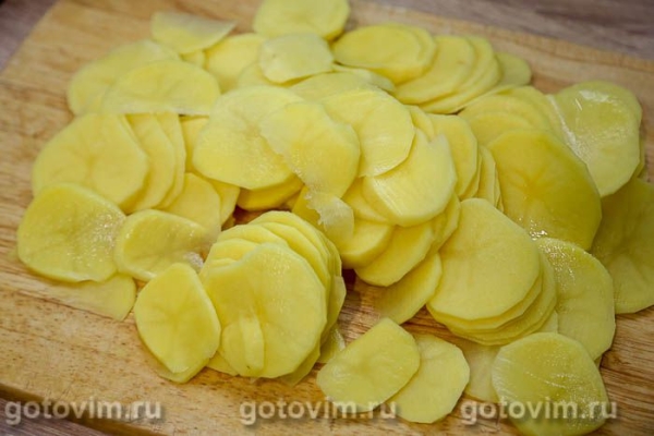 Запеканка из салаки с картофелем в мультиварке