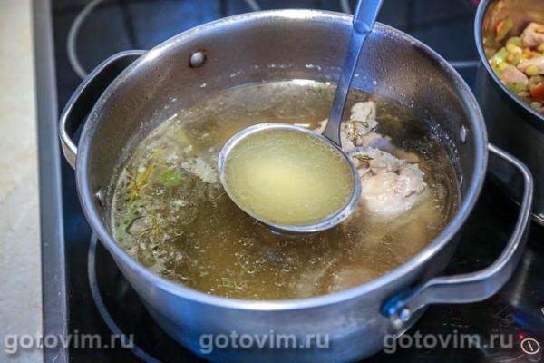 Мясной суп с пшеничной крупой «Артек»