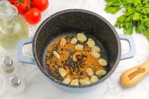 Помидоры консервированные