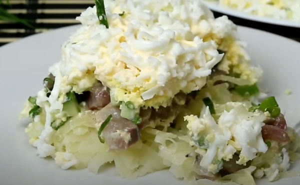 «Селедка под снегом». Самый популярный салат в Новогоднюю ночь