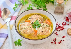 Тефтели в бульоне Тефтели в бульоне