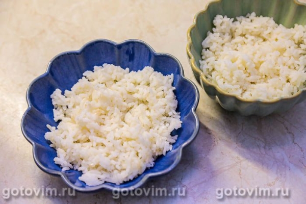 Поке с курицей, манго и авокадо Поке с курицей, манго и авокадо