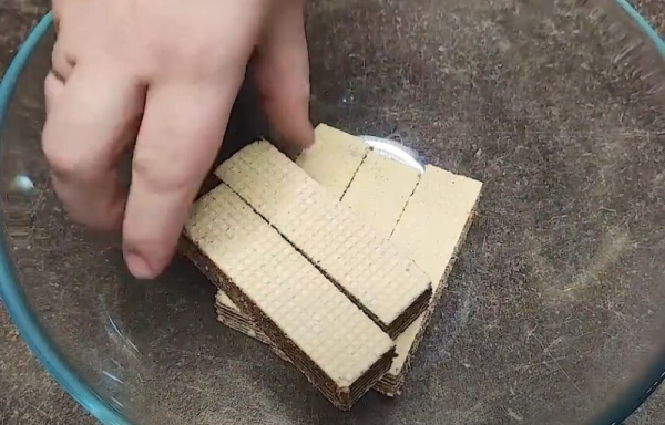 Бесподобно вкусный десерт без духовки, сгущенки и муки. Чизкейк из 3-х основных ингредиентов Бесподобно вкусный десерт без духовки, сгущенки и муки. Чизкейк из 3-х основных ингредиентов