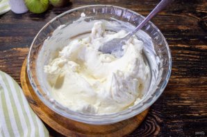 Рулет с инжиром Рулет с инжиром