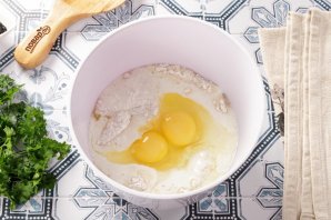 Шарлотка с капустой Шарлотка с капустой