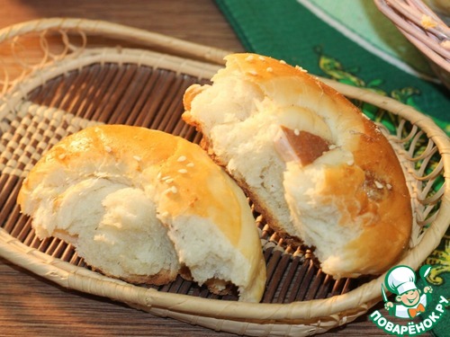 Сладкие пасхальные крученки с изюмом