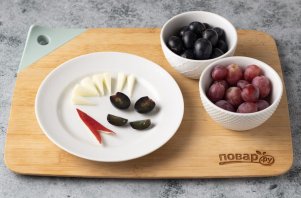 Фруктовая нарезка "Дракон" на Новый год Фруктовая нарезка "Дракон" на Новый год