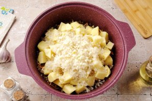 Картофель с фаршем и рисом Картофель с фаршем и рисом