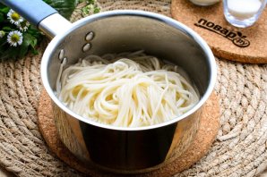 Сладкие спагетти с творогом Сладкие спагетти с творогом