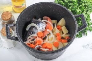 Уха из форели с рисом Уха из форели с рисом