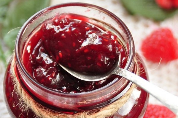 Ароматное малиновое варенье без варки