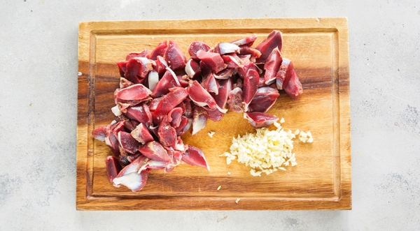 Утиные желудки по-еврейски, пошаговый рецепт с фото на 430 ккал Утиные желудки по-еврейски, пошаговый рецепт с фото на 430 ккал