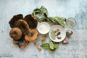 Маринованные черные грузди Маринованные черные грузди