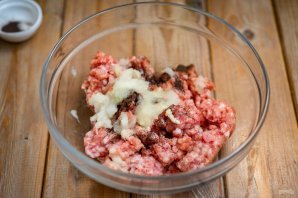 Зелёные пельмени со шпинатом Зелёные пельмени со шпинатом