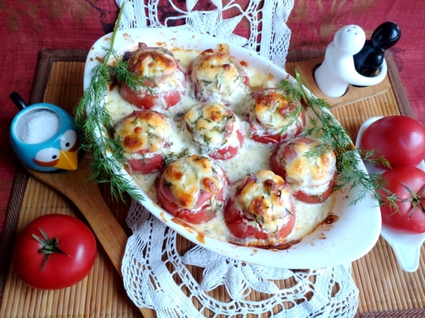 Помидоры фаршированные грибами, фаршем и кускусом Помидоры фаршированные грибами, фаршем и кускусом