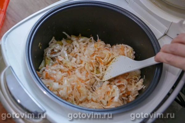 Селянка с квашеной капустой, картофелем и колбасками в мультиварке Селянка с квашеной капустой, картофелем и колбасками в мультиварке