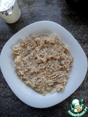 Баклажановые рулетики с тунцом и сыром Баклажановые рулетики с тунцом и сыром