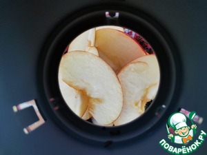 Базиликовый чай с яблоком