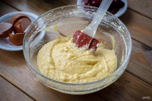 Пирог с вишней без глютена Пирог с вишней без глютена