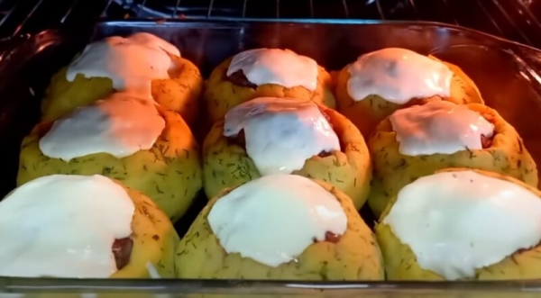 Блюдо из фарша по рецепту из Стамбула. Никаких сложных ингредиентов, а результат — просто восторг Блюдо из фарша по рецепту из Стамбула. Никаких сложных ингредиентов, а результат — просто восторг