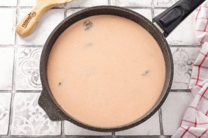 Фрикадельки с подливкой