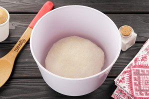 Дрожжевое тесто из сухих дрожжей