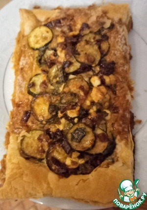Пирог из кабачков, феты и лука Пирог из кабачков, феты и лука