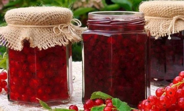 Классическая пятиминутка из красной смородины