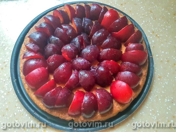 Пирог со сливами и безе Пирог со сливами и безе