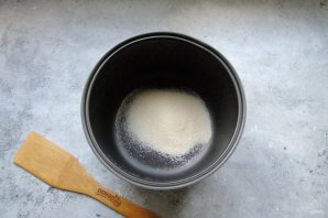 Манная каша на воде в мультиварке Манная каша на воде в мультиварке