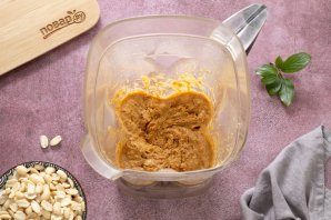 Арахисовая паста с инжиром Арахисовая паста с инжиром