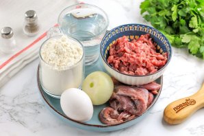 Манты с фаршем из говядины с бараниной Манты с фаршем из говядины с бараниной