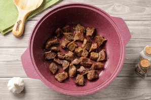 Тушёная картошка с мясом и баклажанами Тушёная картошка с мясом и баклажанами