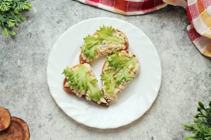 Бутерброды с горбушей консервированной