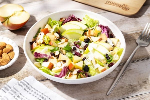 Салат из яблок с кокосом Салат из яблок с кокосом