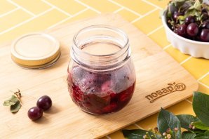 Консервированные вишни Консервированные вишни