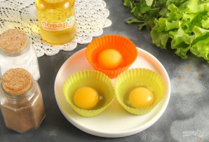 Яйцо пашот в силиконовой форме Яйцо пашот в силиконовой форме