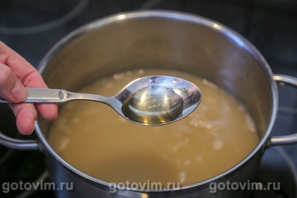 Мужужи из свиных ножек (холодец по-грузински) Мужужи из свиных ножек (холодец по-грузински)