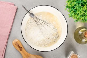 Пирог с одним яйцом на сковороде Пирог с одним яйцом на сковороде