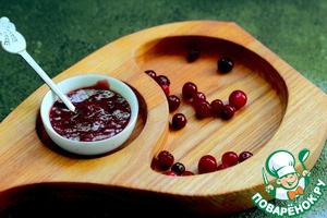 Бедро индейки с апельсинами и клюквенным соусом Бедро индейки с апельсинами и клюквенным соусом