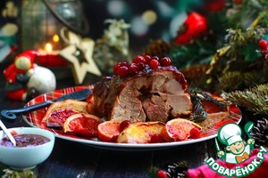 Бедро индейки с апельсинами и клюквенным соусом Бедро индейки с апельсинами и клюквенным соусом