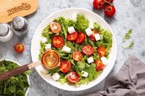 Салат из сухариков Салат из сухариков