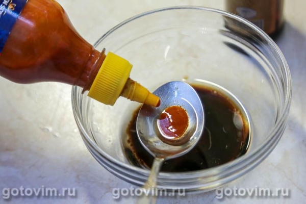 Поке с курицей, манго и авокадо Поке с курицей, манго и авокадо