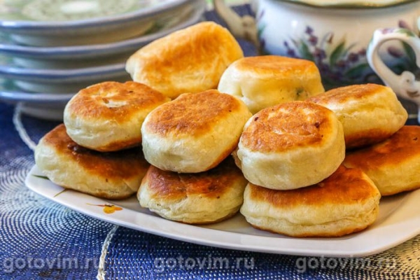 Жареные пирожки с мясом Жареные пирожки с мясом