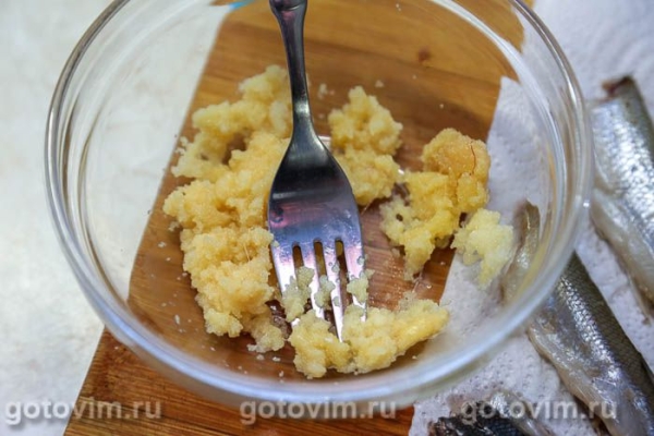 Оладьи с икрой корюшки Оладьи с икрой корюшки