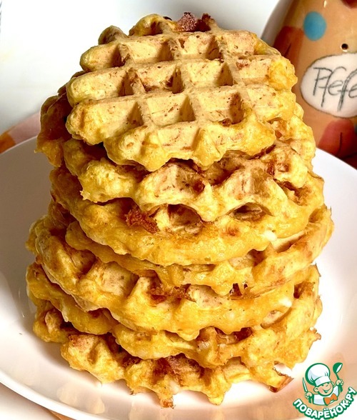 Тыквенные вафли с сыром фета Тыквенные вафли с сыром фета